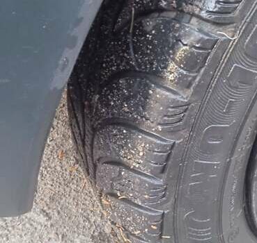 Красный Рено Кенгу, объемом двигателя 1.87 л и пробегом 220 тыс. км за 2600 $, фото 10 на Automoto.ua