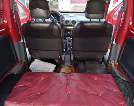 Красный Рено Кенгу, объемом двигателя 1.9 л и пробегом 380 тыс. км за 2600 $, фото 5 на Automoto.ua