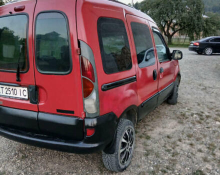 Красный Рено Кенгу, объемом двигателя 1.2 л и пробегом 300 тыс. км за 2200 $, фото 1 на Automoto.ua