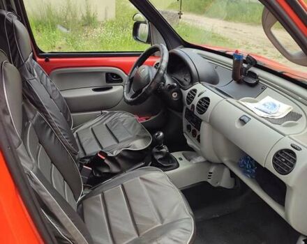 Красный Рено Кенгу, объемом двигателя 1.87 л и пробегом 190 тыс. км за 3400 $, фото 14 на Automoto.ua