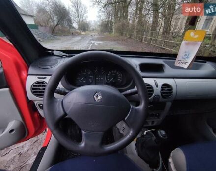 Красный Рено Кенгу, объемом двигателя 1.46 л и пробегом 300 тыс. км за 3300 $, фото 4 на Automoto.ua
