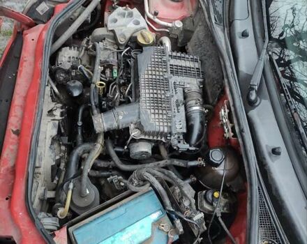 Красный Рено Кенгу, объемом двигателя 1.46 л и пробегом 300 тыс. км за 3300 $, фото 8 на Automoto.ua