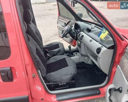 Красный Рено Кенгу, объемом двигателя 1.46 л и пробегом 235 тыс. км за 4200 $, фото 19 на Automoto.ua