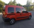 Красный Рено Кенгу, объемом двигателя 1.5 л и пробегом 304 тыс. км за 3677 $, фото 1 на Automoto.ua