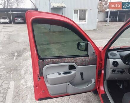 Красный Рено Кенгу, объемом двигателя 1.46 л и пробегом 270 тыс. км за 3900 $, фото 13 на Automoto.ua