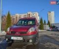 Красный Рено Кенгу, объемом двигателя 1.39 л и пробегом 400 тыс. км за 4000 $, фото 1 на Automoto.ua