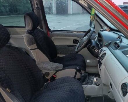 Красный Рено Кенгу, объемом двигателя 1.5 л и пробегом 255 тыс. км за 4400 $, фото 7 на Automoto.ua