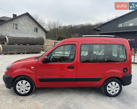 Красный Рено Кенгу, объемом двигателя 1.46 л и пробегом 275 тыс. км за 3750 $, фото 2 на Automoto.ua