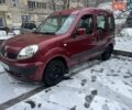 Красный Рено Кенгу, объемом двигателя 1.39 л и пробегом 180 тыс. км за 4700 $, фото 2 на Automoto.ua