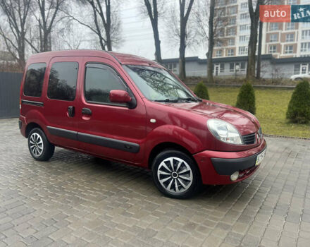 Красный Рено Кенгу, объемом двигателя 1.4 л и пробегом 155 тыс. км за 3350 $, фото 3 на Automoto.ua