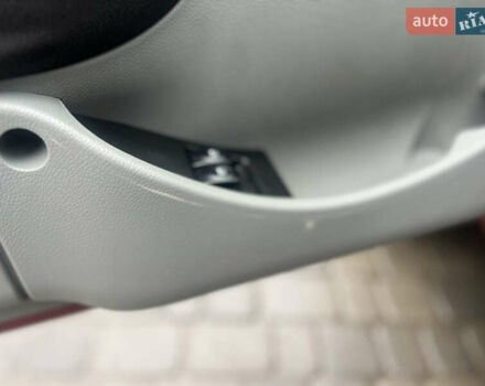 Красный Рено Кенгу, объемом двигателя 1.4 л и пробегом 155 тыс. км за 3350 $, фото 26 на Automoto.ua