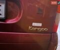 Красный Рено Кенгу, объемом двигателя 1.6 л и пробегом 220 тыс. км за 5500 $, фото 9 на Automoto.ua