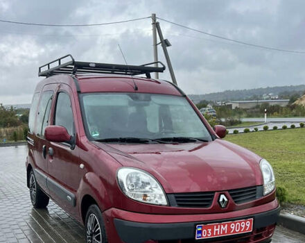 Красный Рено Кенгу, объемом двигателя 1.6 л и пробегом 120 тыс. км за 5900 $, фото 1 на Automoto.ua