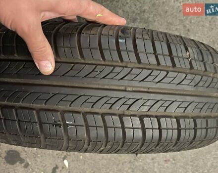 Красный Рено Кенгу, объемом двигателя 1.6 л и пробегом 220 тыс. км за 5500 $, фото 29 на Automoto.ua