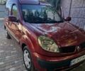 Красный Рено Кенгу, объемом двигателя 1.6 л и пробегом 228 тыс. км за 5500 $, фото 1 на Automoto.ua