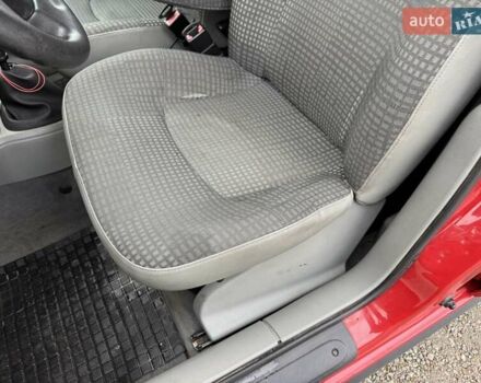 Красный Рено Кенгу, объемом двигателя 1.6 л и пробегом 171 тыс. км за 5900 $, фото 8 на Automoto.ua