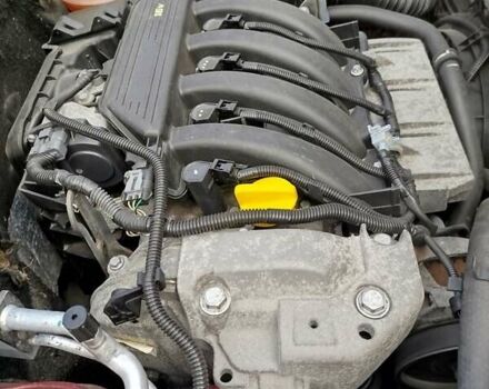 Красный Рено Кенгу, объемом двигателя 1.6 л и пробегом 228 тыс. км за 5500 $, фото 8 на Automoto.ua