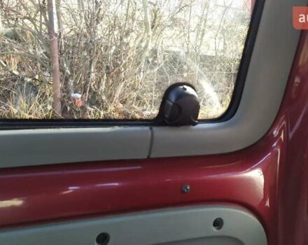 Червоний Рено Кєнгу, об'ємом двигуна 1.46 л та пробігом 318 тис. км за 3999 $, фото 15 на Automoto.ua