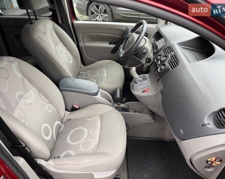 Червоний Рено Кєнгу, об'ємом двигуна 1.6 л та пробігом 257 тис. км за 7300 $, фото 30 на Automoto.ua