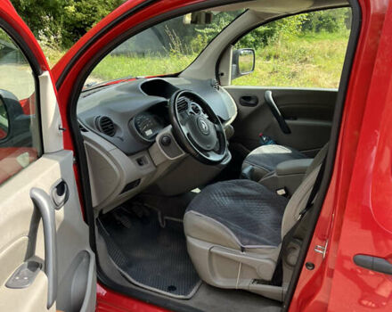 Червоний Рено Кєнгу, об'ємом двигуна 1.6 л та пробігом 239 тис. км за 6700 $, фото 7 на Automoto.ua