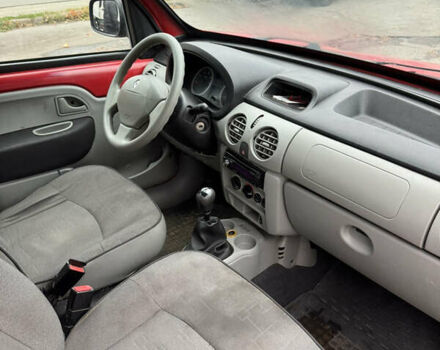 Червоний Рено Кєнгу, об'ємом двигуна 1.4 л та пробігом 282 тис. км за 3000 $, фото 5 на Automoto.ua