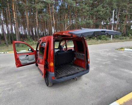 Красный Рено Кенгу, объемом двигателя 1.2 л и пробегом 219 тыс. км за 5500 $, фото 11 на Automoto.ua