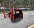 Красный Рено Кенгу, объемом двигателя 1.2 л и пробегом 219 тыс. км за 5500 $, фото 11 на Automoto.ua