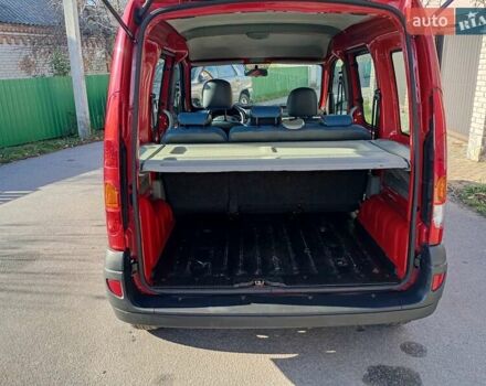 Червоний Рено Кєнгу, об'ємом двигуна 1.2 л та пробігом 185 тис. км за 5500 $, фото 2 на Automoto.ua
