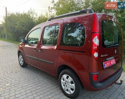 Красный Рено Кенгу, объемом двигателя 1.6 л и пробегом 263 тыс. км за 6800 $, фото 17 на Automoto.ua