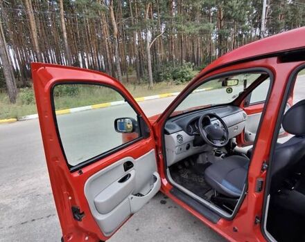 Красный Рено Кенгу, объемом двигателя 1.2 л и пробегом 219 тыс. км за 5500 $, фото 13 на Automoto.ua
