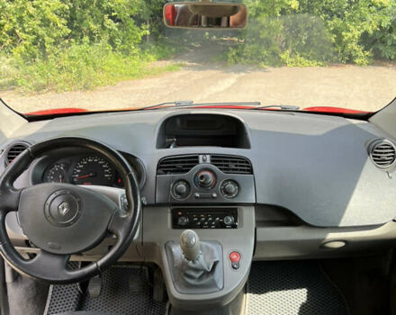 Червоний Рено Кєнгу, об'ємом двигуна 1.6 л та пробігом 239 тис. км за 6700 $, фото 9 на Automoto.ua