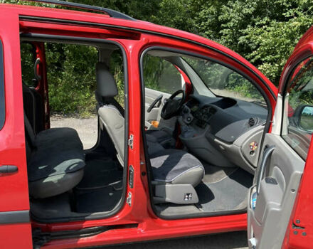 Червоний Рено Кєнгу, об'ємом двигуна 1.6 л та пробігом 239 тис. км за 6700 $, фото 11 на Automoto.ua