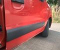 Красный Рено Кенгу, объемом двигателя 1.39 л и пробегом 242 тыс. км за 4000 $, фото 2 на Automoto.ua