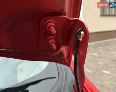 Красный Рено Кенгу, объемом двигателя 1.6 л и пробегом 219 тыс. км за 7350 $, фото 76 на Automoto.ua