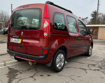 Красный Рено Кенгу, объемом двигателя 1.6 л и пробегом 178 тыс. км за 7700 $, фото 9 на Automoto.ua