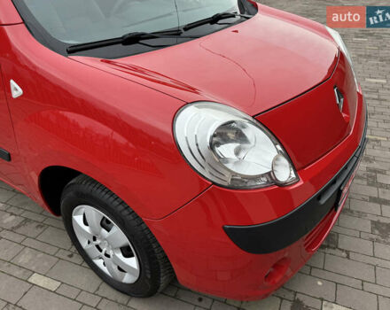 Красный Рено Кенгу, объемом двигателя 1.6 л и пробегом 219 тыс. км за 7350 $, фото 25 на Automoto.ua