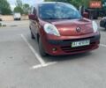 Красный Рено Кенгу, объемом двигателя 1.6 л и пробегом 257 тыс. км за 6800 $, фото 1 на Automoto.ua