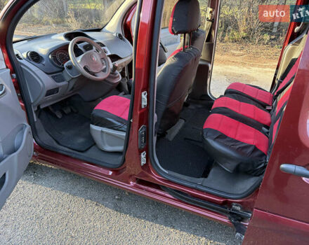 Красный Рено Кенгу, объемом двигателя 1.46 л и пробегом 260 тыс. км за 7100 $, фото 11 на Automoto.ua