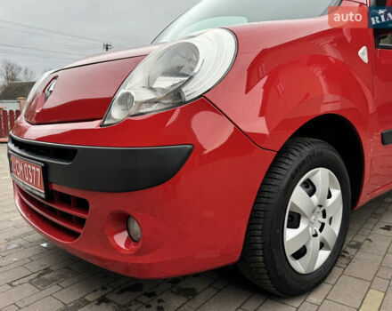 Красный Рено Кенгу, объемом двигателя 1.6 л и пробегом 219 тыс. км за 7350 $, фото 30 на Automoto.ua