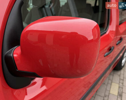 Красный Рено Кенгу, объемом двигателя 1.6 л и пробегом 219 тыс. км за 7350 $, фото 39 на Automoto.ua