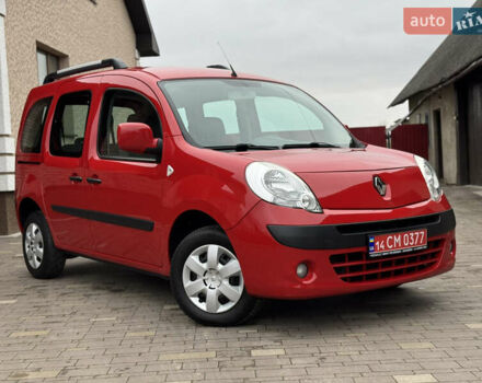 Красный Рено Кенгу, объемом двигателя 1.6 л и пробегом 219 тыс. км за 7350 $, фото 17 на Automoto.ua