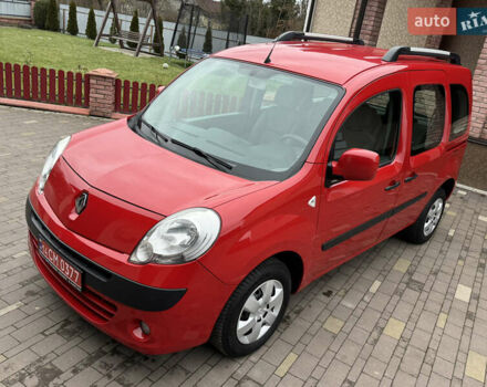 Красный Рено Кенгу, объемом двигателя 1.6 л и пробегом 219 тыс. км за 7350 $, фото 8 на Automoto.ua