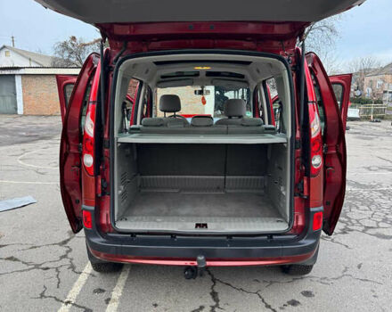 Красный Рено Кенгу, объемом двигателя 1.6 л и пробегом 178 тыс. км за 7700 $, фото 33 на Automoto.ua