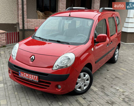 Красный Рено Кенгу, объемом двигателя 1.6 л и пробегом 219 тыс. км за 7350 $, фото 20 на Automoto.ua