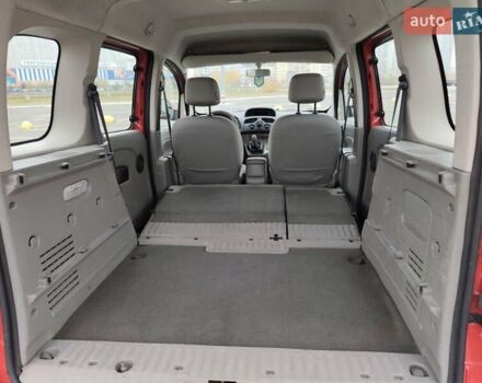 Красный Рено Кенгу, объемом двигателя 1.5 л и пробегом 240 тыс. км за 7150 $, фото 25 на Automoto.ua