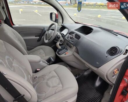 Красный Рено Кенгу, объемом двигателя 1.5 л и пробегом 240 тыс. км за 7150 $, фото 34 на Automoto.ua