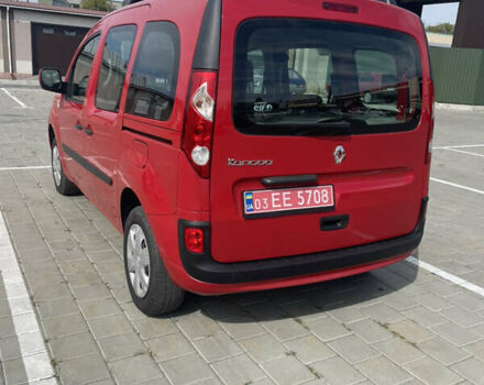 Красный Рено Кенгу, объемом двигателя 1.6 л и пробегом 212 тыс. км за 7600 $, фото 6 на Automoto.ua