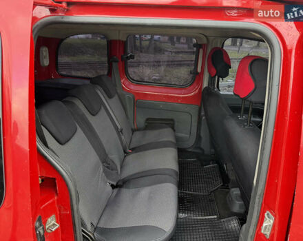 Красный Рено Кенгу, объемом двигателя 1.46 л и пробегом 266 тыс. км за 7200 $, фото 6 на Automoto.ua