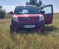 Красный Рено Кенгу, объемом двигателя 1.6 л и пробегом 240 тыс. км за 7800 $, фото 1 на Automoto.ua