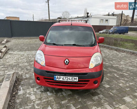 Красный Рено Кенгу, объемом двигателя 1.46 л и пробегом 266 тыс. км за 7200 $, фото 1 на Automoto.ua